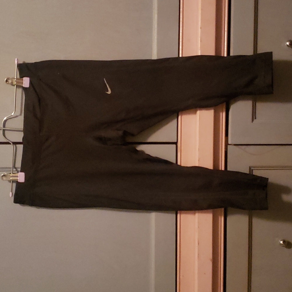 Nike capris